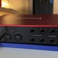 11ff0005-a493-4793-a028-67170a7f3196.jpeg Focusrite Scarlet 4i4 - Angled desk stand