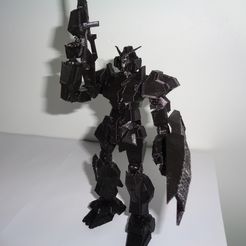 DSC00373.JPG Fichier STL gratuit Robot Gundam Articulé・Modèle à télécharger et à imprimer en 3D