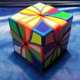 107_1335_display_large.JPG Asymmetrischer Dino 2x2 Rubik's Cube