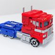 opwfc_04.jpg G1 Transformation Kit of the WFC Siege Optimus Prime