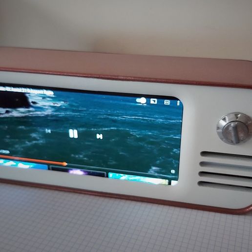 1.jpg Samsung A70 / A71 - Vintage TV Phone Holder (CRAZY SALE!)