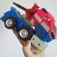 4c49a6a2-24cc-4d15-ac85-a84691c29485.jpg Transformers Animated Optimus Prime Supreme
