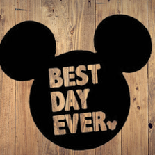 328523659_517623703831595_6398723692070749608_n-removebg-preview-3.png Файл STL Mickey Mouse Head BEST Day Ever Cake Topper/ Wall Decor/ Party Decor/ Centerpiece/ Magnet и многое другое!・Модель 3D-принтера для скачивания