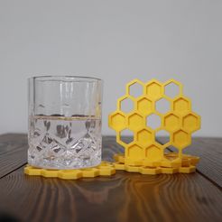 20240326142549__MG_0760.jpg BEEHIVE COASTERS • CUTE AND SIMPLE DRINK ACCESSORY