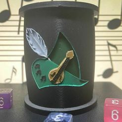 cb5dc28b-b08c-4c8b-81e8-957ab4764da3.JPG DnD Bard Dice Cup