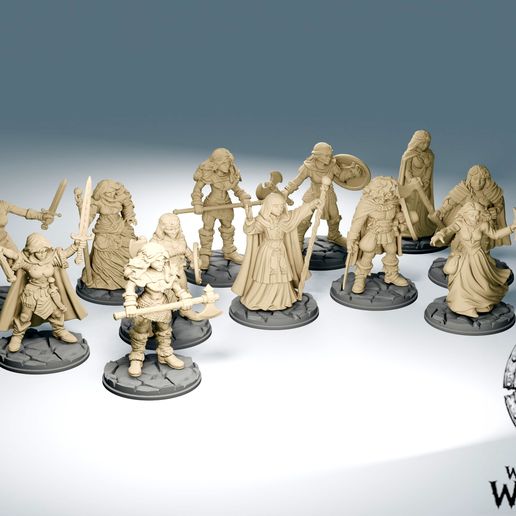 Older Miniatures - Female Adventurers 1