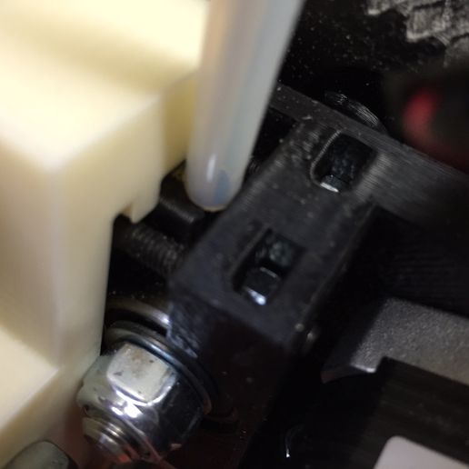 013af1691f4b33066946b7b3c827505e05e043708a.jpg Dial Indicator Mount for TAZ 5