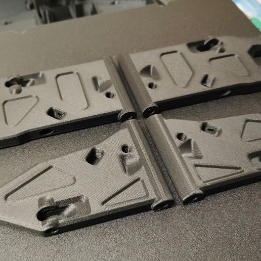 STREET BASHER 3D PRINTED RC CAR 1/7