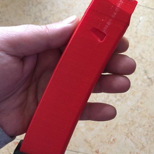 007ac7ed67f9e77804f960299c132172_display_large.JPG .22 LR Banana Magazine