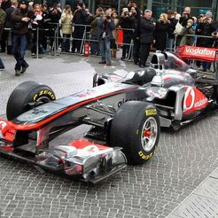 Mclaren2.jpg Fichier STL gratuit F1 2011・Modèle à télécharger et à imprimer en 3D