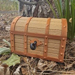 Treasure chest Version 2 - Working Lock