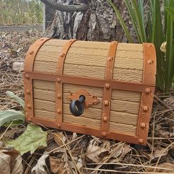 Treasure chest Version 2 - Working Lock