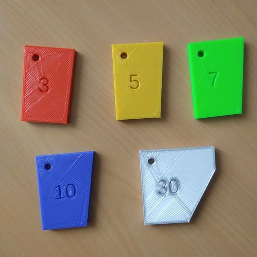 0e60ff48-c2ed-4150-a129-72cbb6bacae7.jpg Belt sander angle gauges - revised (configurable in OpenSCAD)