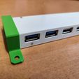 IMG_20200813_112829.jpg AmazonBasics Slim High-Speed 10 Port USB 3.0 Hub Wall Mounts