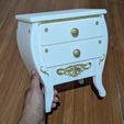 PXL_20250921_023237142.PORTRAIT.jpg Mini Buro (Bedside Table)
