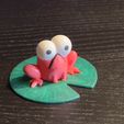 Grenouille-Frog-figurine-No_Nouix-store-03.jpg Frog on its lily pad