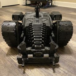 IMG-0089.jpg Archivo STL Inspirado en la Liga de la Justicia Bat Tank aka War Machine・Idea de impresión 3D para descargar