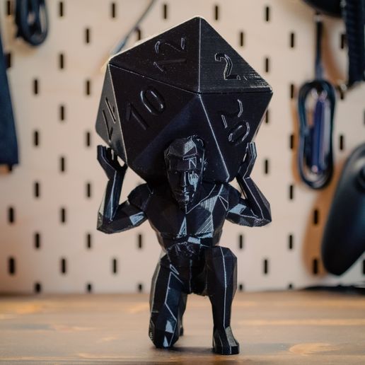 DSC_0653.jpg Low-Poly D20 Atlas DnD Figure