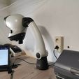 09059173-3d84-403b-b916-95b1d2d95abc.jpg Vision Engineering Mantis Elite-Cam HD holder for desk