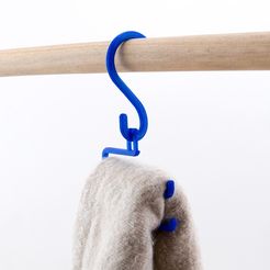 86fc35836f0de63023cc7e00b60a83f5_1457129654160_IMG_6780-61.jpg Free STL file Stackable Scarf Hanger・3D print design to download