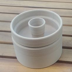 STL file Pistachio squirrel container with double bottom for shells 🏺・3D  printing template to download・Cults
