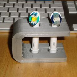 DSC02566_display_large.jpg Free 3D file Short Toothbrush Holder・Object to download and to 3D print