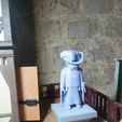 45a3bd94-6049-4646-9b3c-2e99d7b99071.jpeg ¡Mi primera impresión en resina! Playmobil estatua medieval y pedestal.
