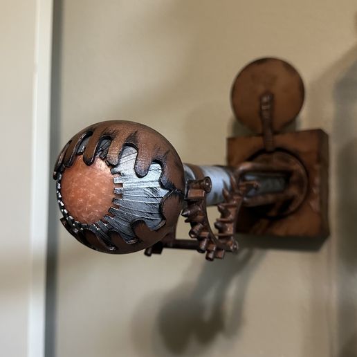 IMG_4567.jpeg TT-8L Gatekeeper Droid with adjustable neck