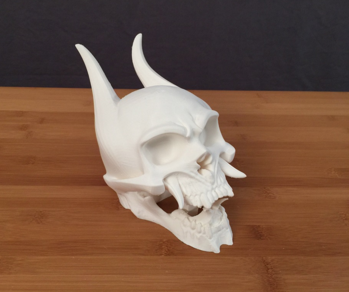 Capture_d__cran_2015-10-22___17.43.54.png Descargar archivo STL gratis Cráneo de Oni [ahuecado] • Modelo para la impresión en 3D, Adafruit