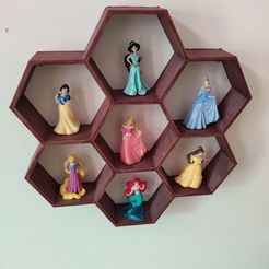 119433450_608414739791682_6651988196189757346_o.jpg Free STL file Honeycomb shelf for seven mini figures・3D print model to download, Osprey