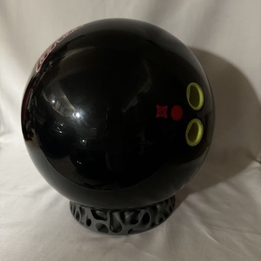 IMG_0472-Large.jpeg Lattice Bowling Ball Cup