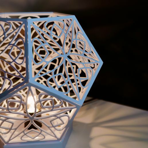IMG20240222180848.jpg Dodecahedron lamp