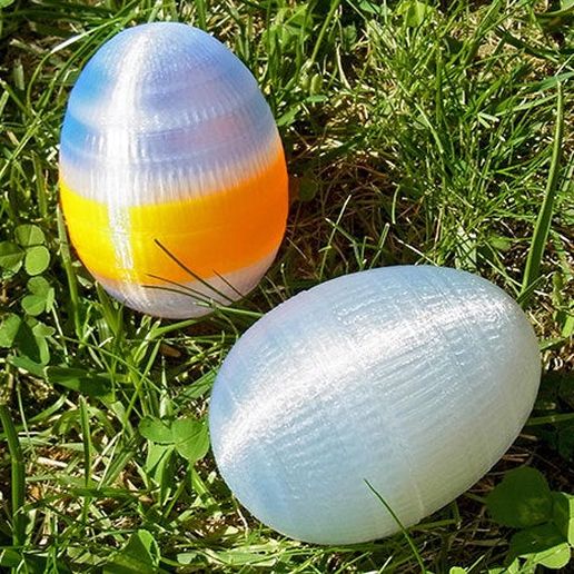 eggs-grass_display_large.jpg Large Easter Egg - Seamleassly screws the two sides together