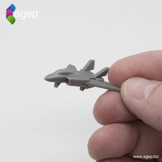 jet_fighter_instagram_02.jpg Fichier STL gratuit Œuf surprise n° 6 - Petit avion de chasse・Plan pour imprimante 3D à télécharger, agepbiz