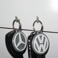 426111d9b08b877c596a596988771c02_display_large.jpg Mercedes Benz and Volkswagen keychain