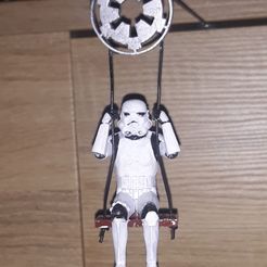 schaukeltrooper.jpg Archivo STL gratis Rocking Trooper・Diseño de impresora 3D para descargar