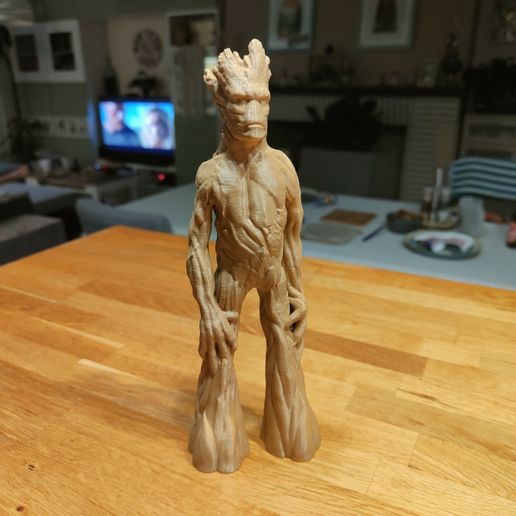 Adult Groot standing