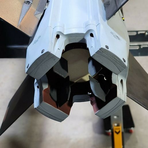 AIM9X-Control-Thrust-Section-4.jpg AIM-9X Sidewinder Missile Simplified - Jet Vane & Tailfin Control Section