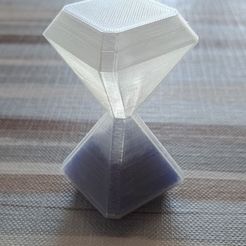 ca99f190-3c0a-404c-b611-58f6f4189b90.jpg Archivo 3D gratis Reloj de arena Fidget Toy・Modelo para descargar y imprimir en 3D