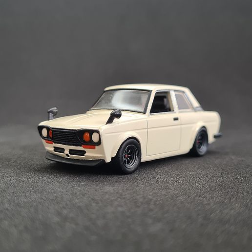 ミニカー Datsun Bluebird 510 Datsun Bluebird (510) Wagon Red/White/Blue (ミニカー