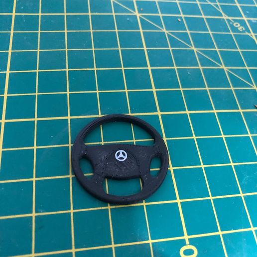 WhatsApp-Image-2026-02-22-at-18.50.09.jpeg MERCEDES BENZ LKW LENKRAD