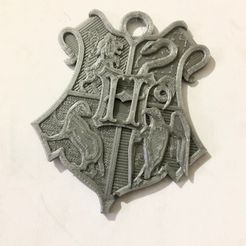 WhatsApp-Image-2022-02-19-at-3.11.59-AM.jpeg Fichier STL Porte-clés Poudlard - Harry Potter・Idée pour impression 3D à télécharger