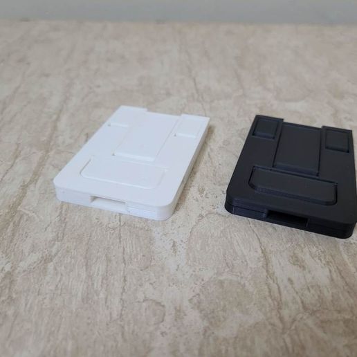 20241023_164300.jpg Folding Adjustable Phone Stand