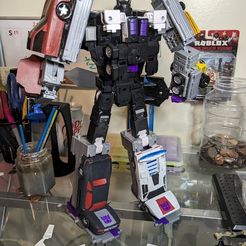 Transformers Legacy wildrider leg mode