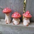 mushroom-toy-painted02a_display_large.jpg Fan Shrooms!