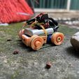 IMG_4187.jpeg SimpleTank SG90-Mini RC tank with ESP32-C3 and servomotors