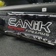 20250615_224045.jpg CANIK TP9 Display-Ständer (Update Neue Basis)