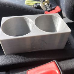IMG_0600.jpeg Free STL file Octavia MK1 can holder・Object to download and to 3D print