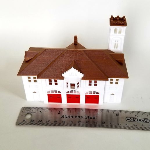 2019-04-20 10.38.25-1.jpg PREMIUM N Scale Винтажная пожарная станция (эст. 1914)