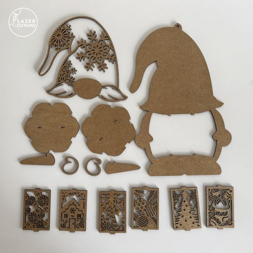 set-christmas-gnome-lantern-laser-cut-files-svg-lasercutano-6.jpg Lanterna Gnomo de Natal - Castiçal - Ficheiro de corte a laser